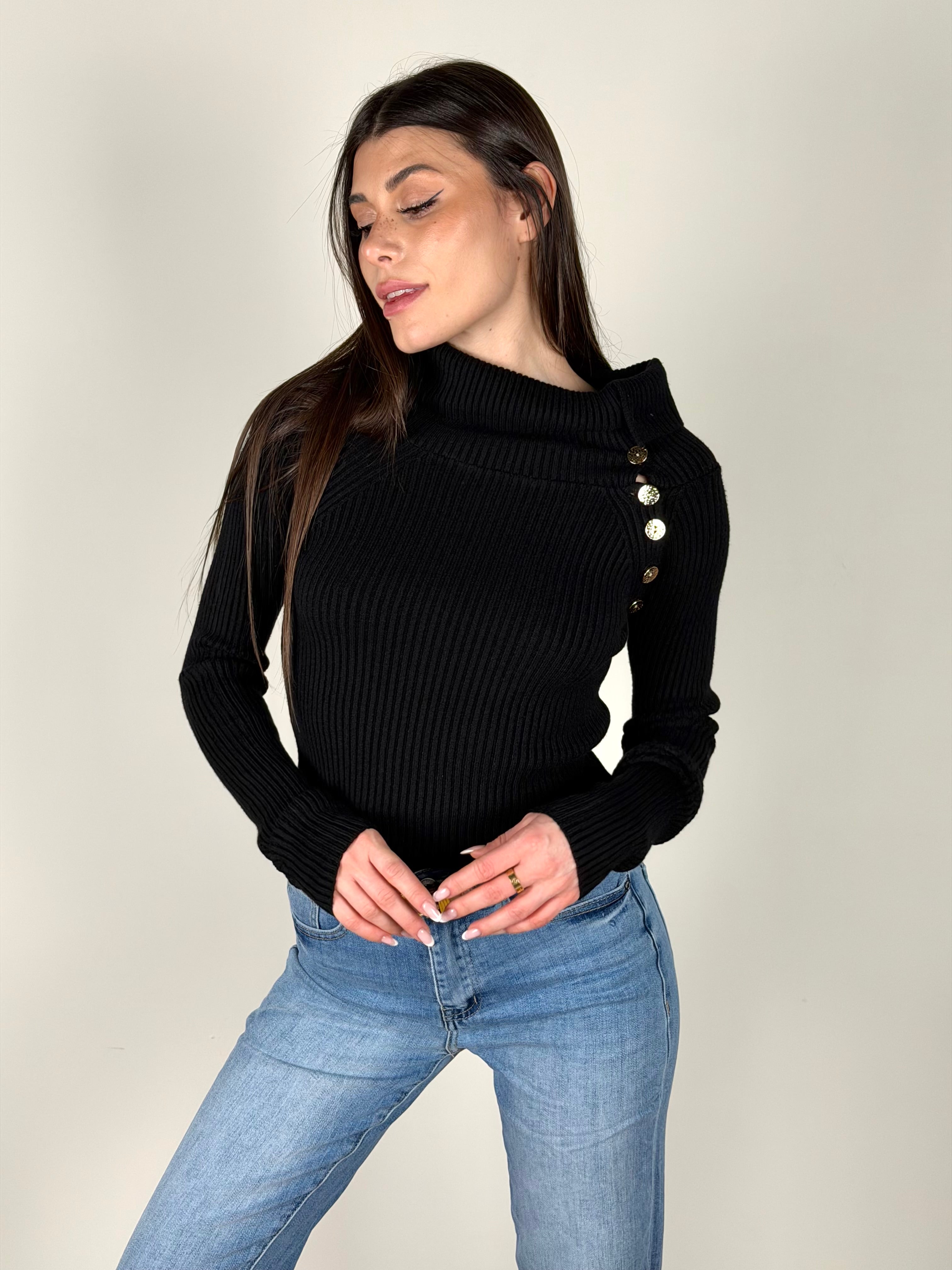 Maglia a costine con bottoni nera