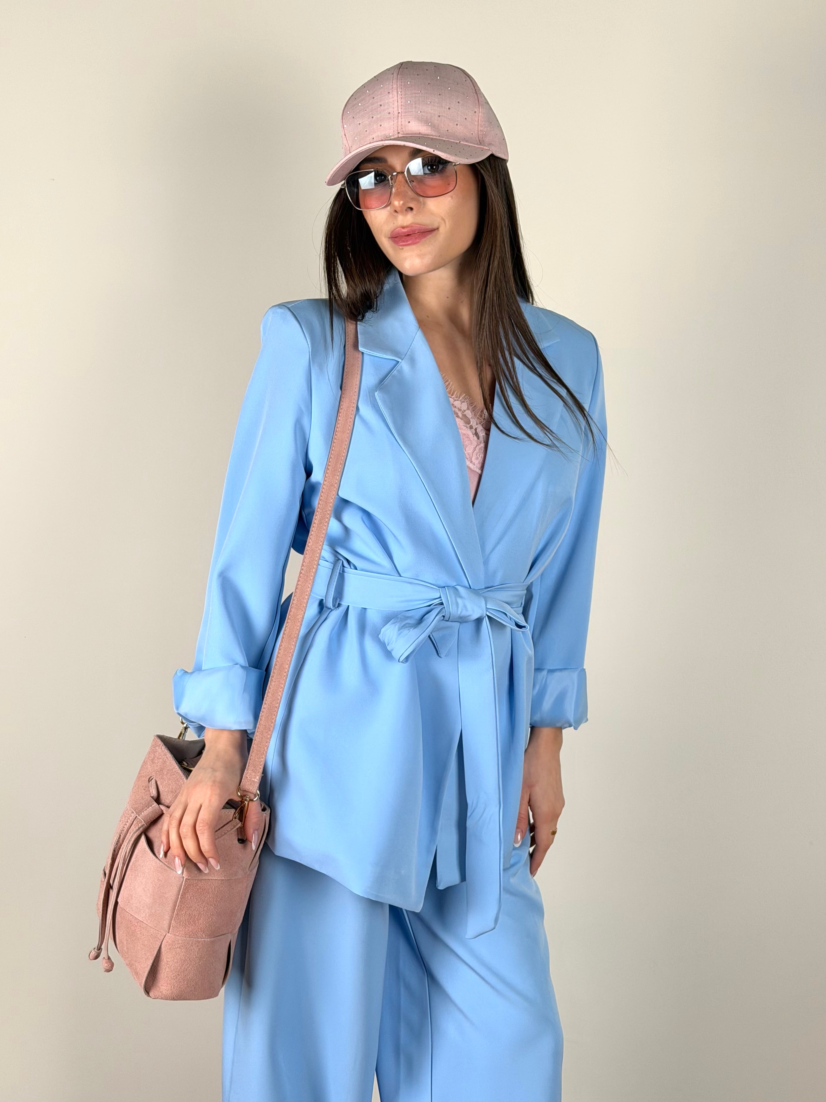 Completo fiocco celeste