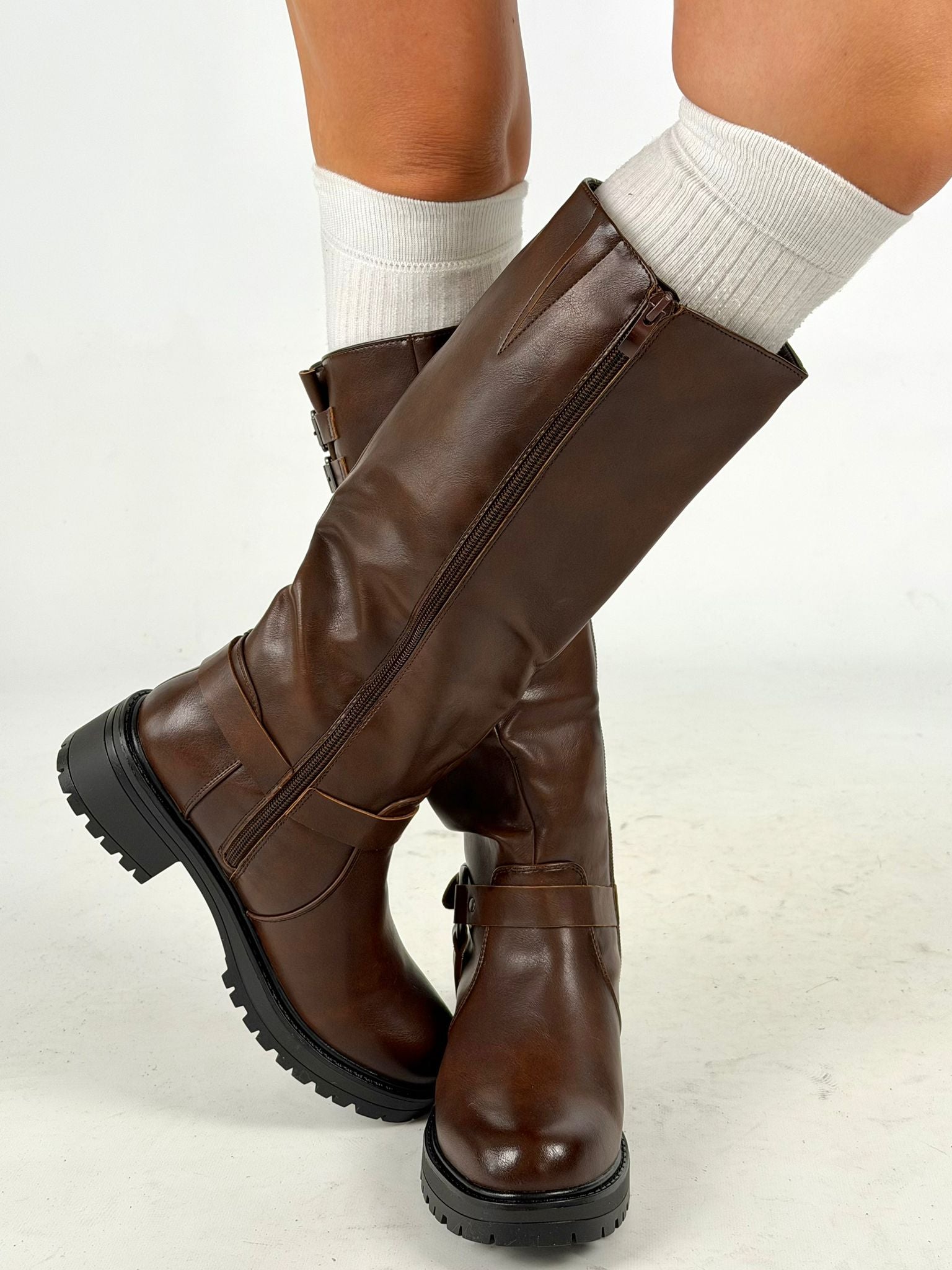 Calzini lunghi in regalo!