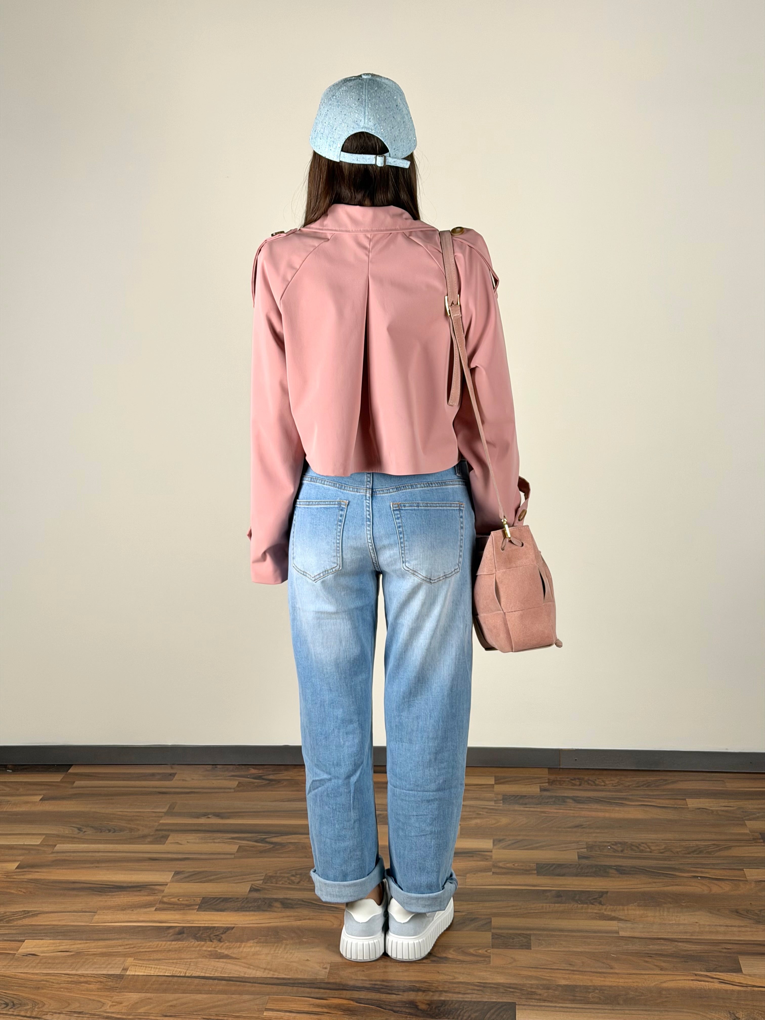 Trench crop rosa