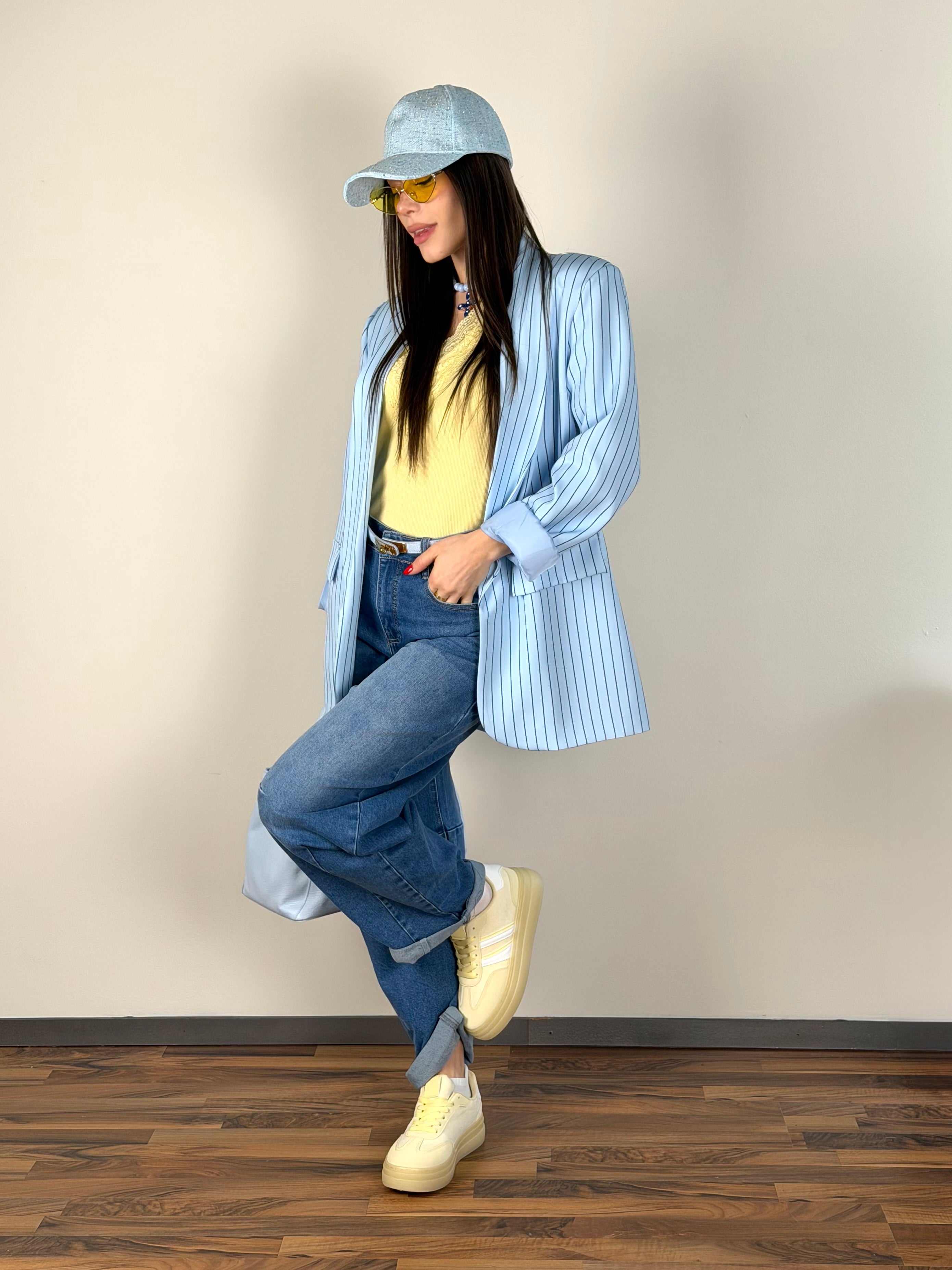 Giacca gessata celeste