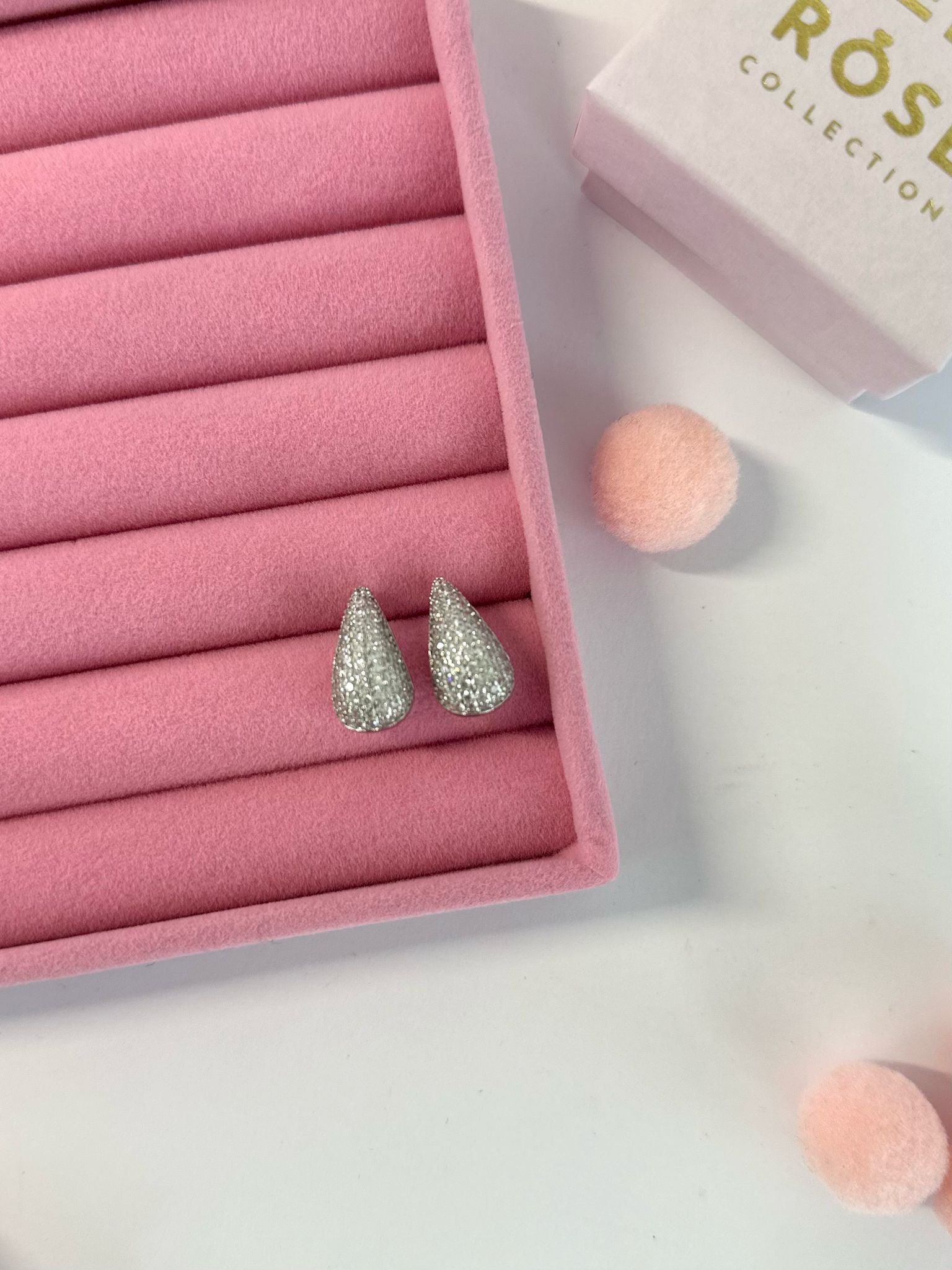 Orecchini maxi goccia zirconata